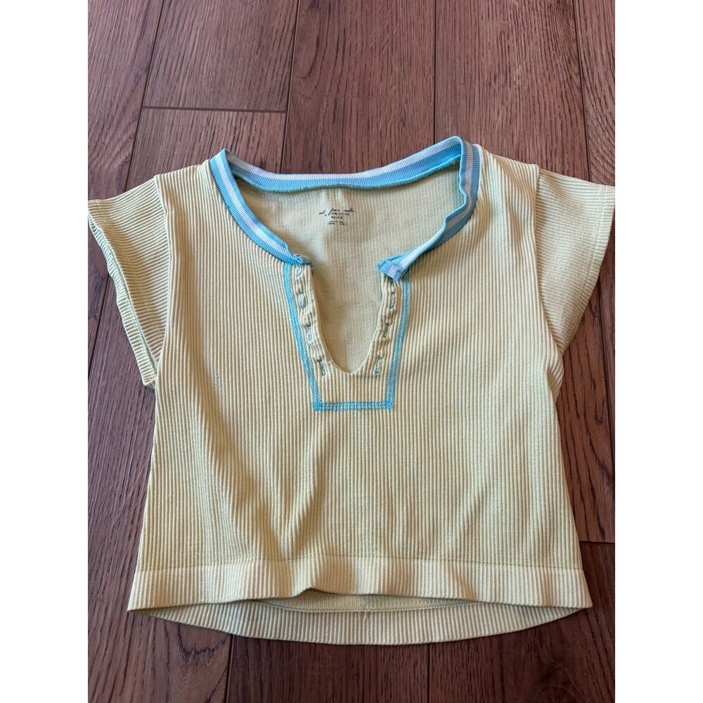 Urban outfitters seamless go for gold top
